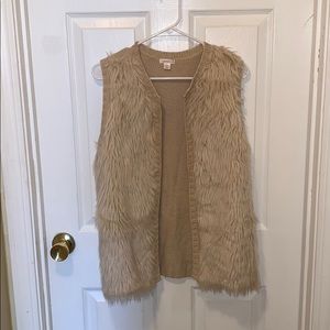 Fur vest